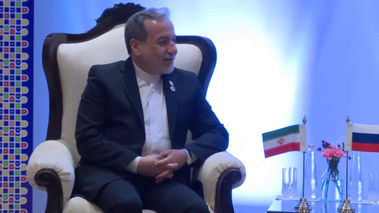 Video thumbnail for India: Iranian, Russian foreign ministers discuss regional developments, BRICS cooperation in New Delhi.