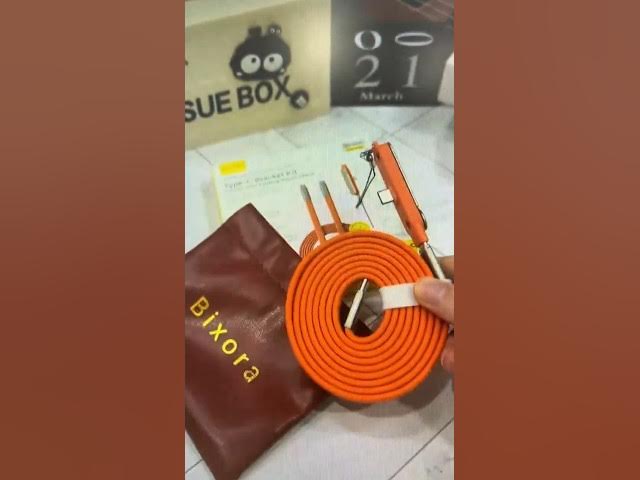 Video thumbnail for 240W Fast Charging Cable ⚡ IDEWAY Type-C Silicone Charger with Stand