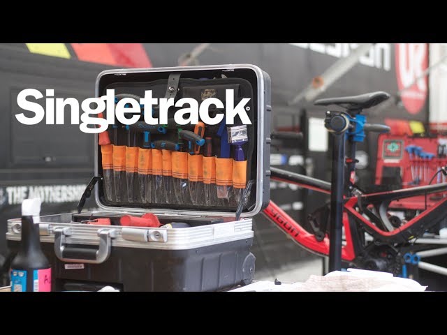 Video thumbnail for Singletrack VLOG Episode 05: Fort William Day Two