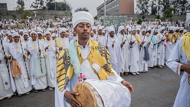 Video thumbnail for Ethiopians celebrate Meskel and call for peace amid renewed fighting