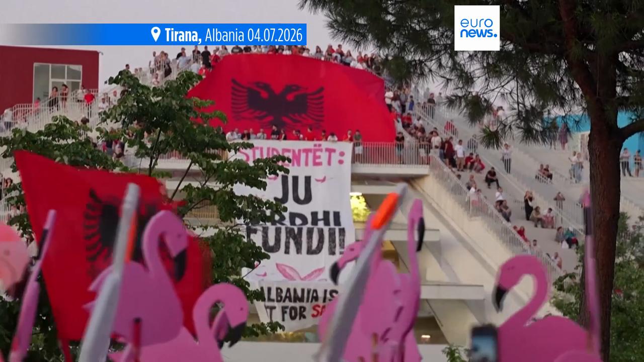 Video thumbnail for Thousands swarm the streets of Tirana in major 'Pink Flamingo' anti-government protests