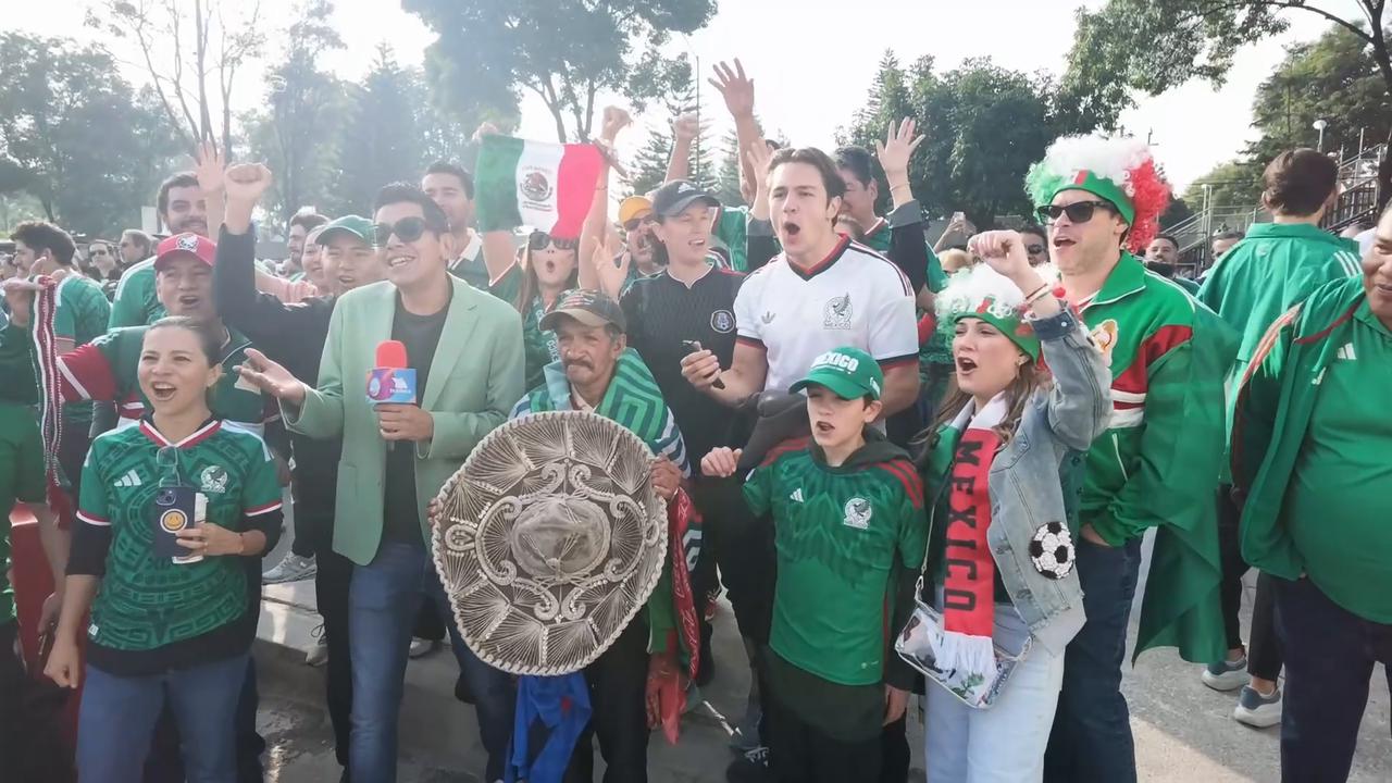 Video thumbnail for Mexico: Fans celebrate and march toward Azteca Stadium ahead of Mexico-South Africa 2026 World Cup match (2).