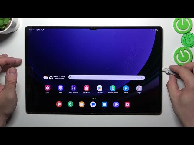 Video thumbnail for Data Freedom Unleashed: Pendrive Connectivity for Galaxy Tab S9 Ultra!