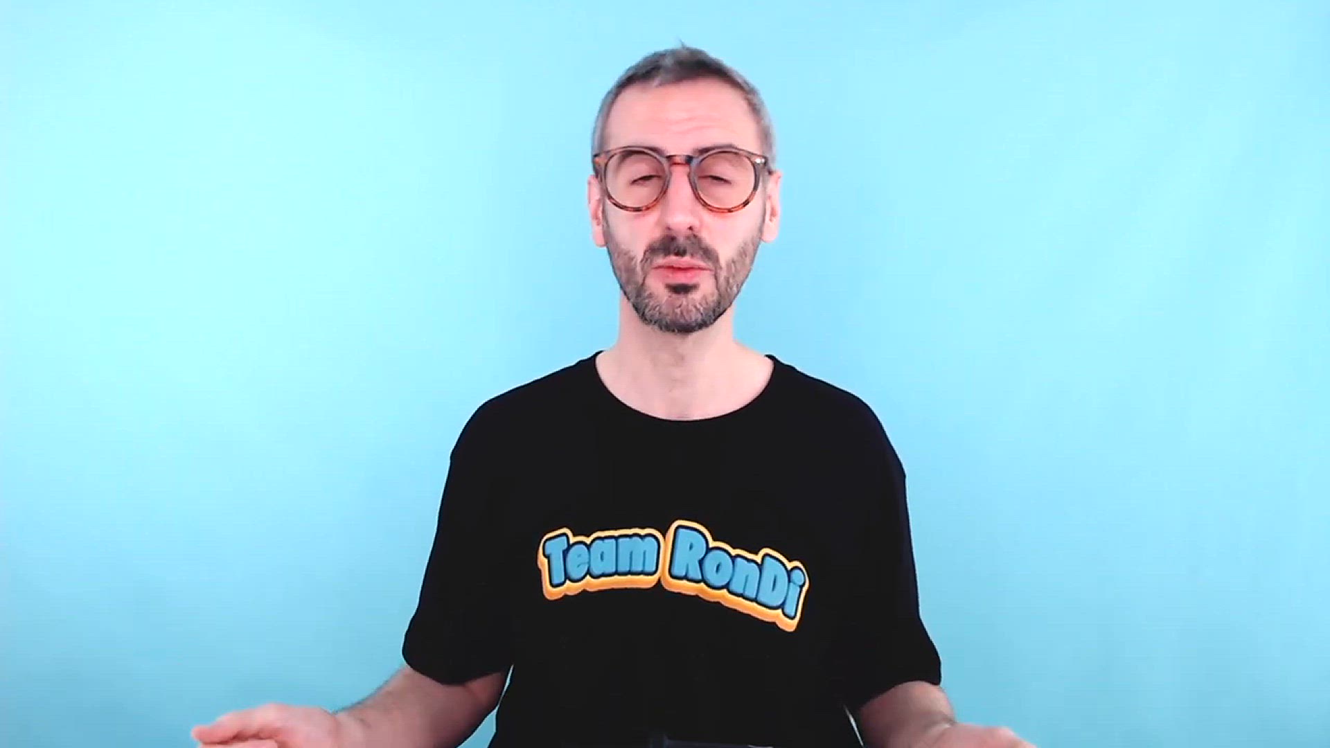 'Video thumbnail for How to Make Newsletters using Canva [and Why you should do so]'