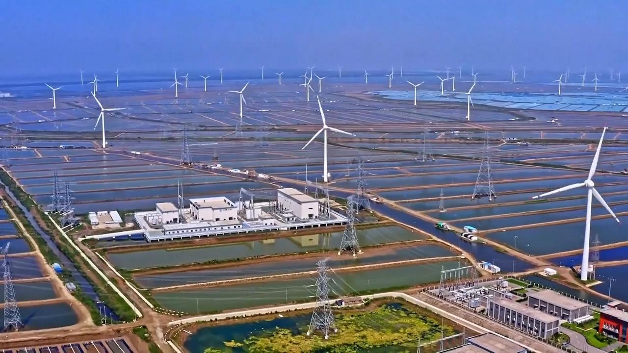 Video thumbnail for China: Renewable energy surpasses 40 pct of China's total power generation.