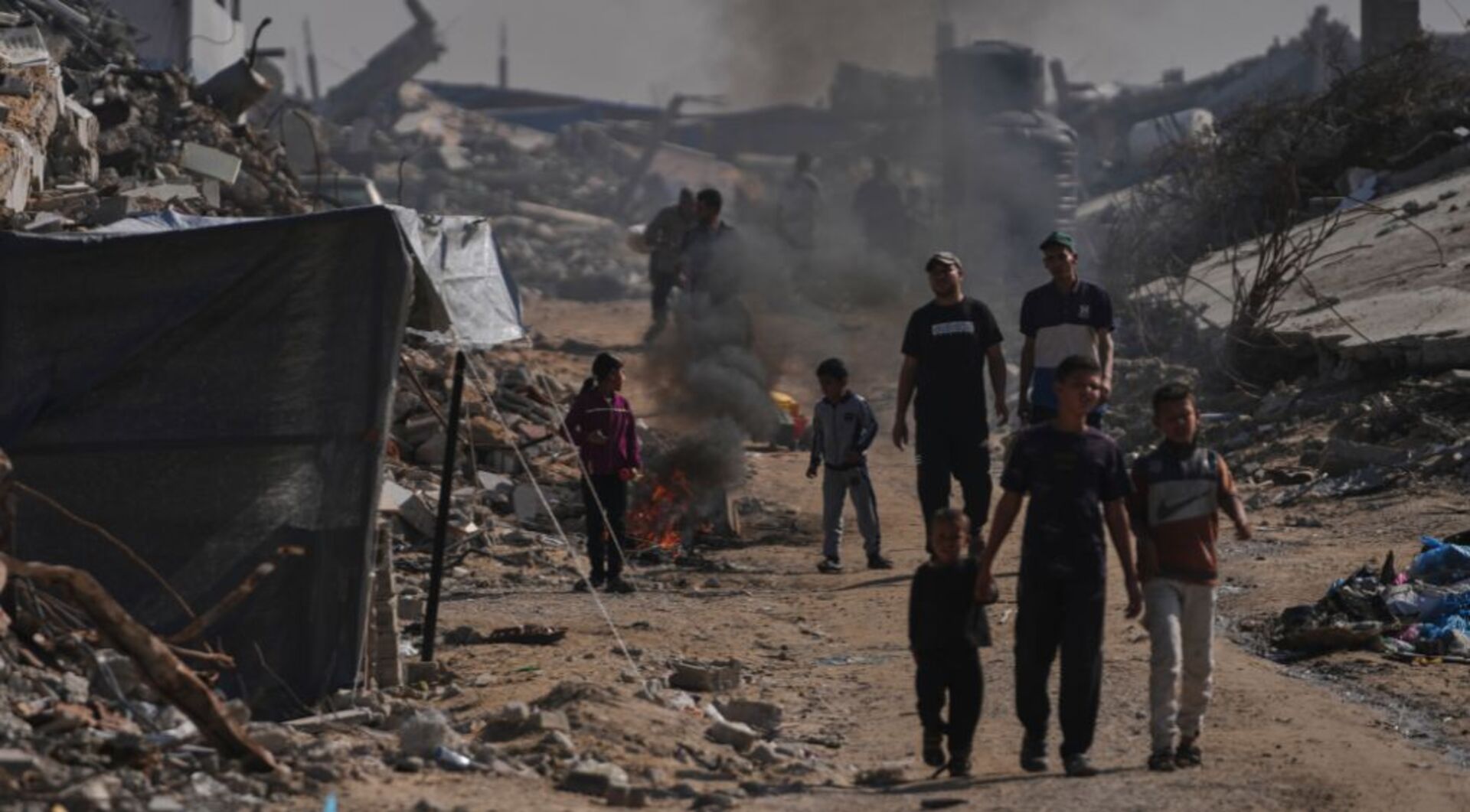 Video thumbnail for Al Jazeera Special Coverage | Gaza: Promises and Reality – Israel's expanding control