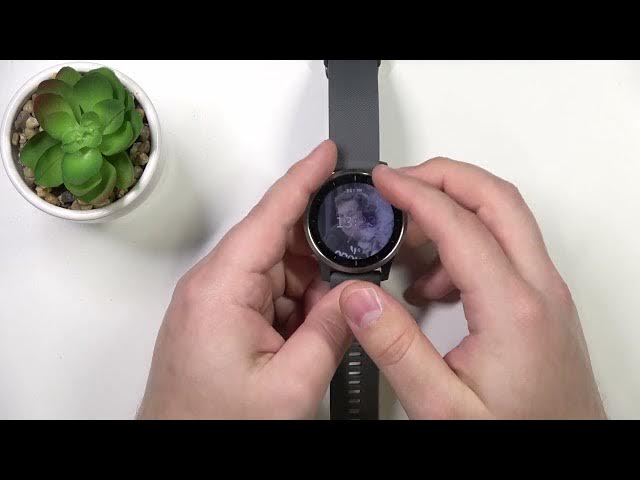 Video thumbnail for How to Measure Heart Rate on GARMIN Vivoactive 4 – Enable Health Monitor