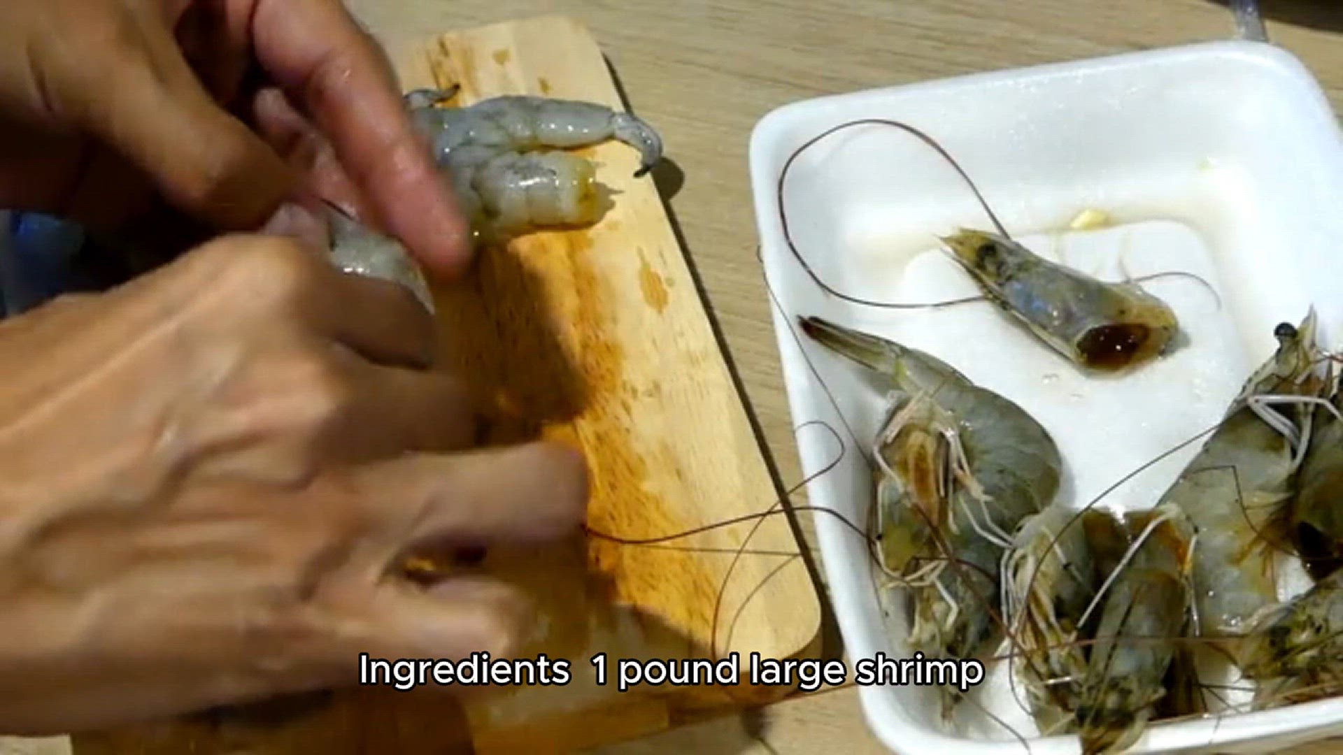 Video thumbnail for Coconut shrimp recipe