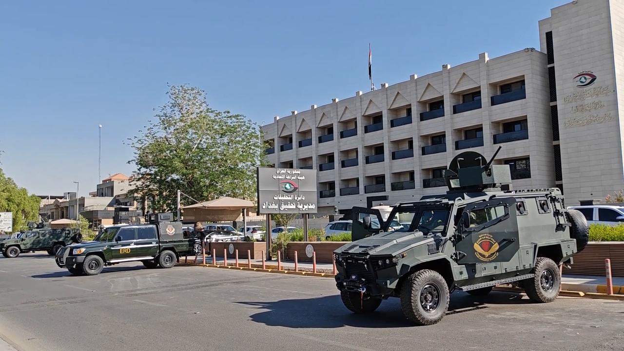 Video thumbnail for Iraq: Iraq arrests dozens of officials, including lawmakers, on corruption charges.
