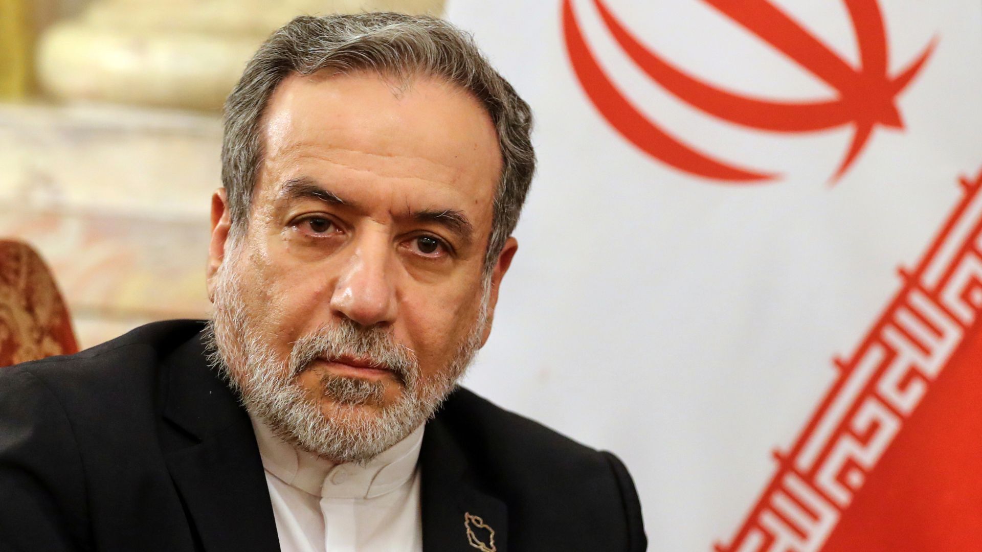 Video thumbnail for Iran warns of quick retaliation as Trump revives US threats