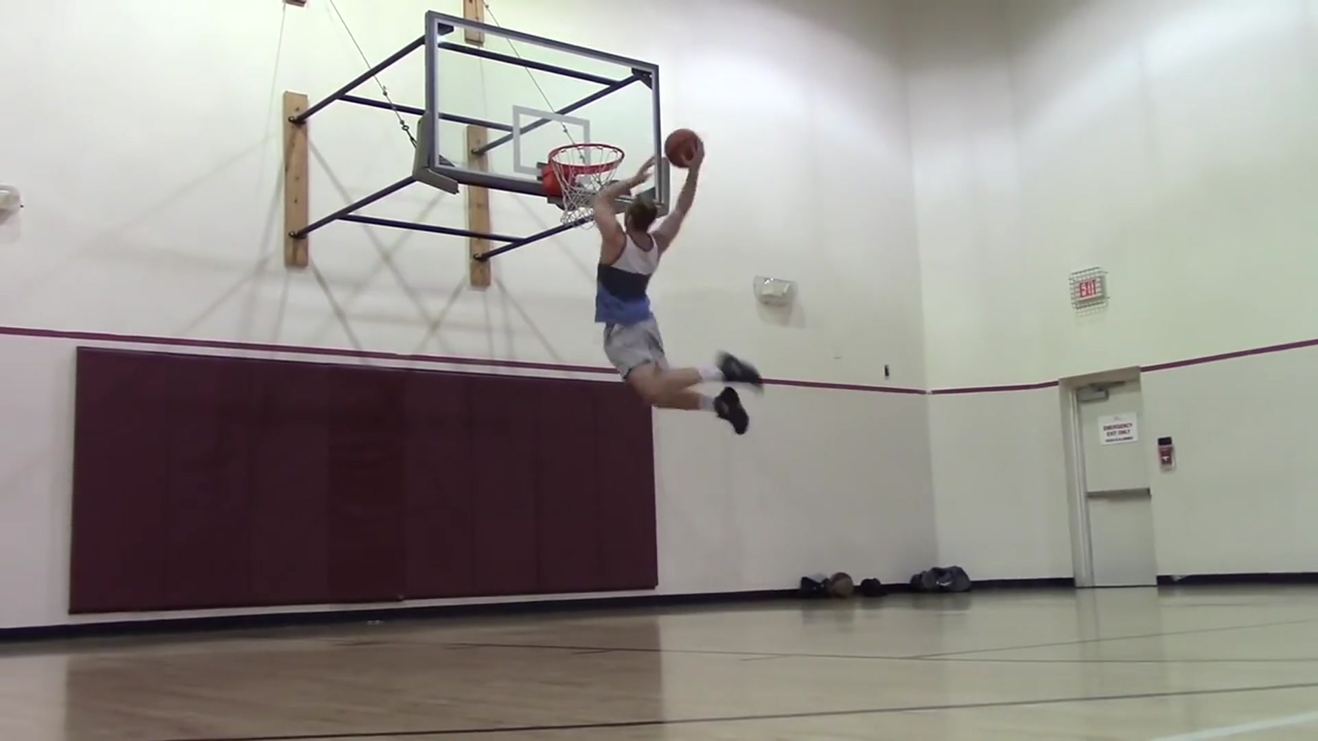 'Video thumbnail for Isaiah Rivera Dunk Session Ft. Steven Celi'