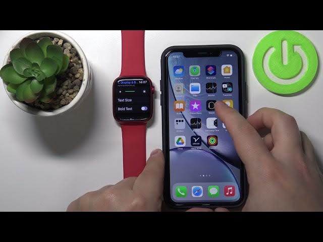 Video thumbnail for How to Adjust Text Size on APPLE Watch Series 7 – Maximize/Minimize Font