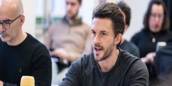 Video thumbnail for Photos/Video: Jonathan Bailey and More in Rehearsal For RICHARD II