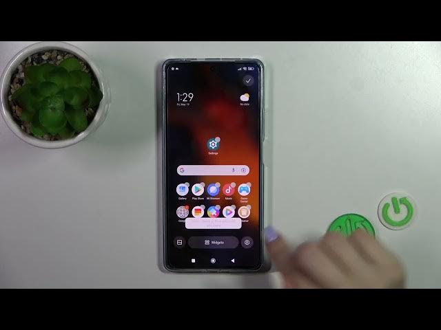 Video thumbnail for How to Enable Google Feed on POCO F5 - Disable Google Feed