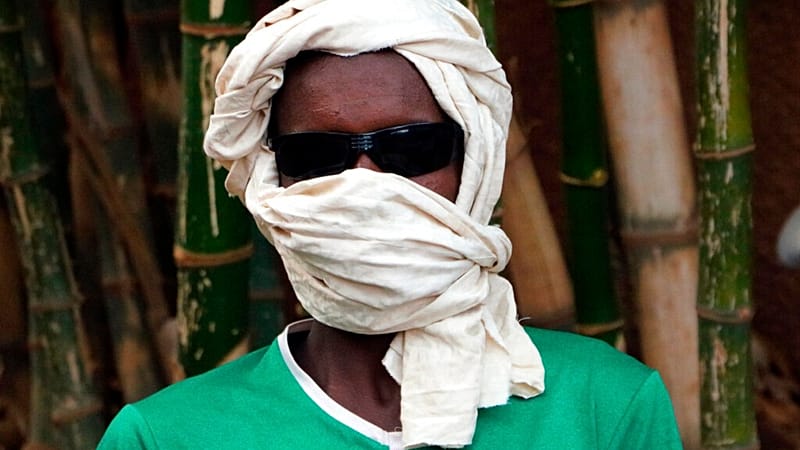 Video thumbnail for Jihadist attack claims lives of eleven police officers in Burkina Faso