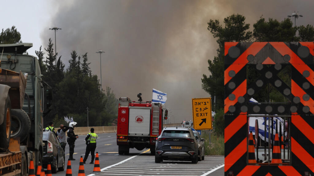 Video thumbnail for Israel’s Netanyahu warns raging wildfires threaten to reach Jerusalem