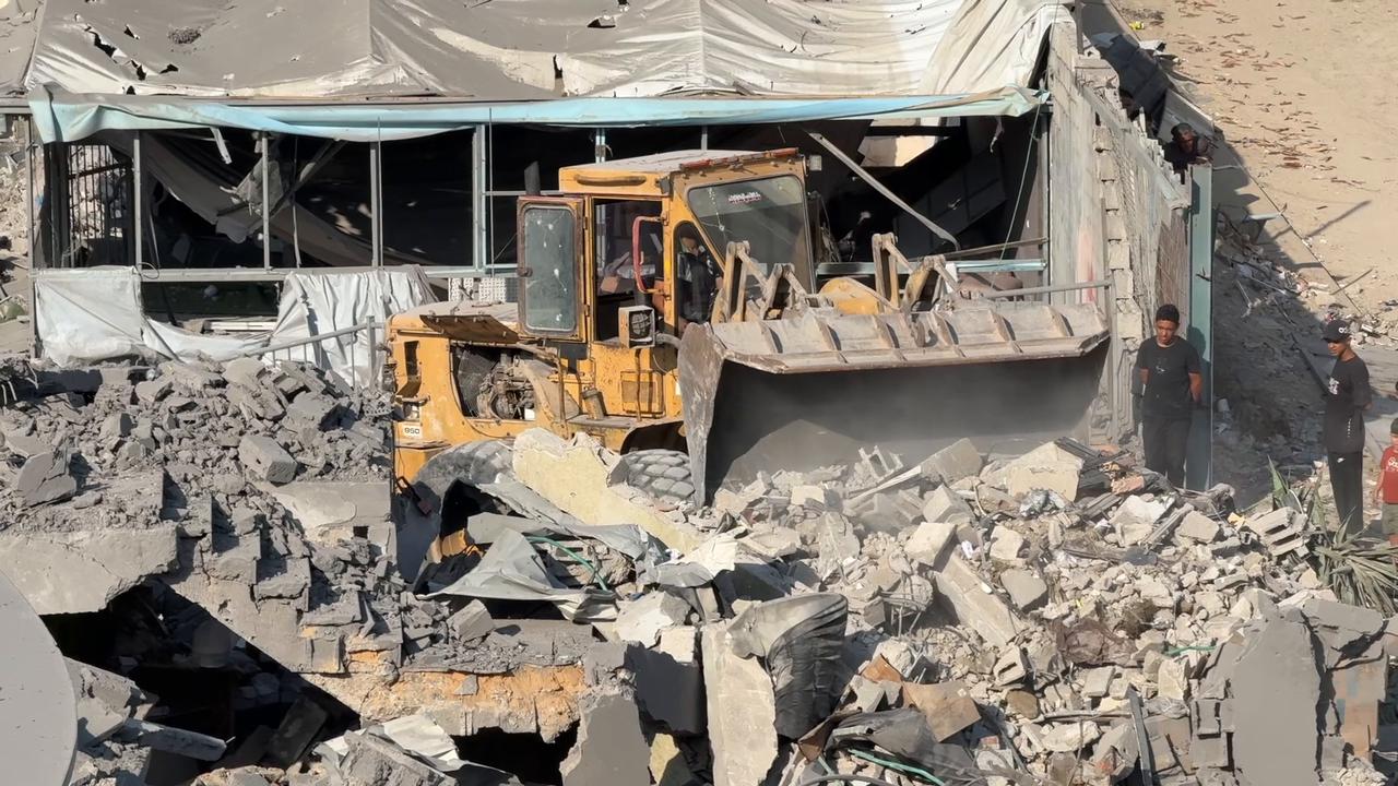 Video thumbnail for Strike Hits Gaza Family Home 13.