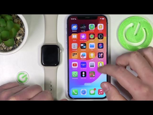 Video thumbnail for How to Add Photos to Apple Watch