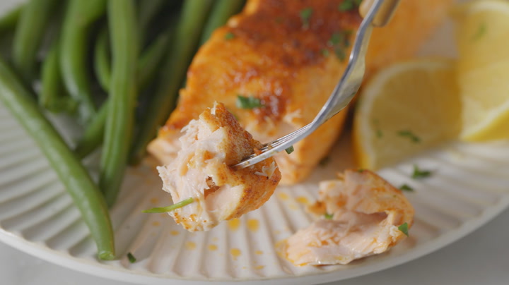 Video thumbnail for Air Fryer Salmon
