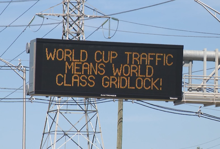 Video thumbnail for Midday World Cup match at MetLife prompts traffic planning and early school dismissals
