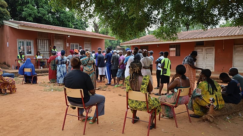Video thumbnail for Guinea-Bissau: Incumbent, main challenger both claim victory in presidential race