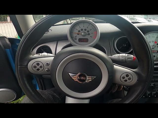 Video thumbnail for How to Unlock the Hood in Mini R50/Cooper S ( 2001 – 2007 ) - Open Bonnet by Lever