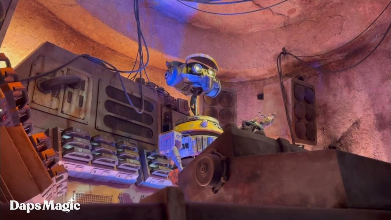 'Video thumbnail for DJ-R3X at Oga's Cantina in Star Wars: Galaxy's Edge at Disneyland 4K'