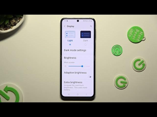 Video thumbnail for How to Change the Display Refresh Rate on SAMSUNG Galaxy Z Flip5