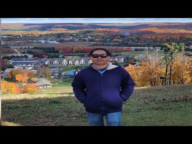 Video thumbnail for Yesterday I went to the forenses park there's many beautiful Duckling and geeses in the water.!!!!!