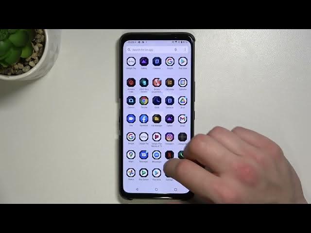 Video thumbnail for How to Remove and Restore Messages Icon on ASUS Rog Phone 5s