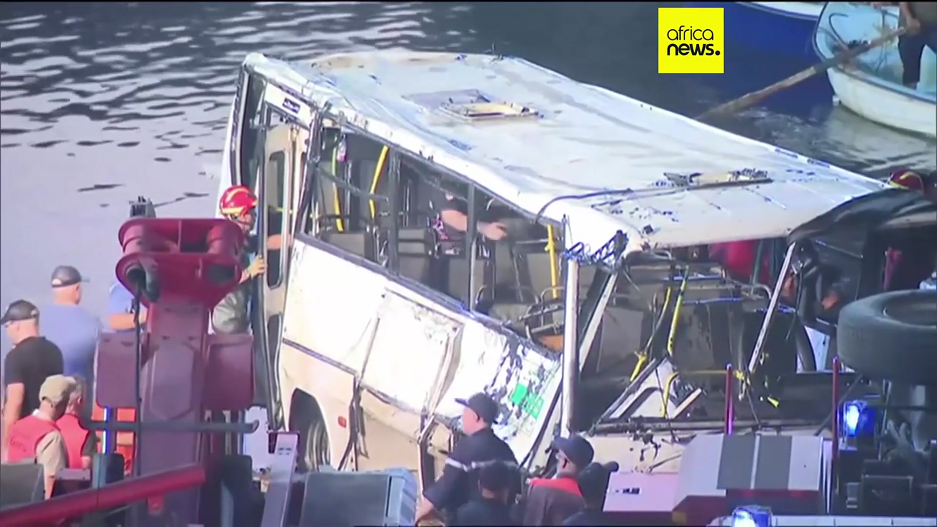 'Video thumbnail for At least 18 dead after bus plunges off bridge in El Harrach, east of Algiers'