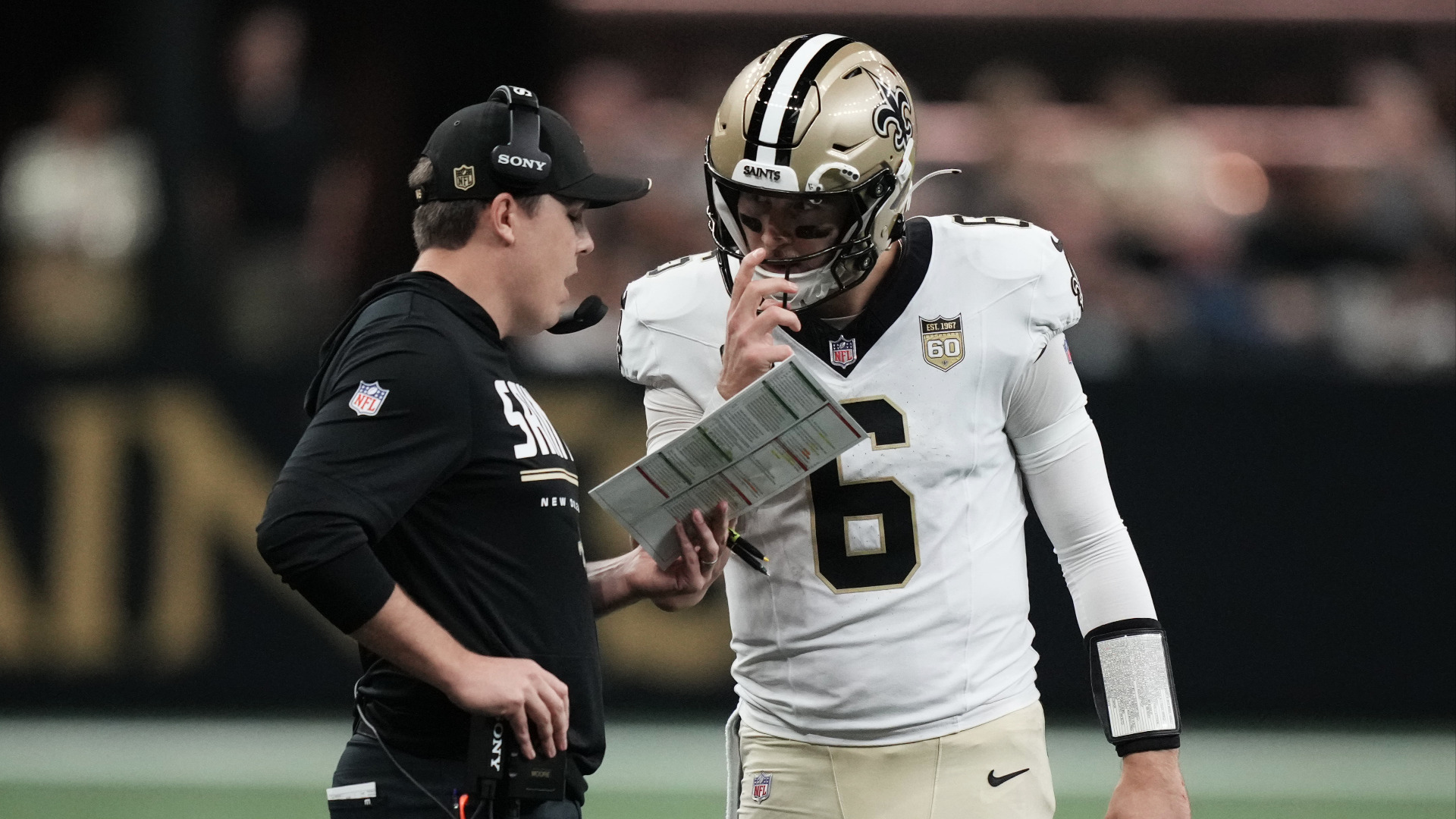 Video thumbnail for NFL Showdown: The Vikings Defense vs. Saints Offense