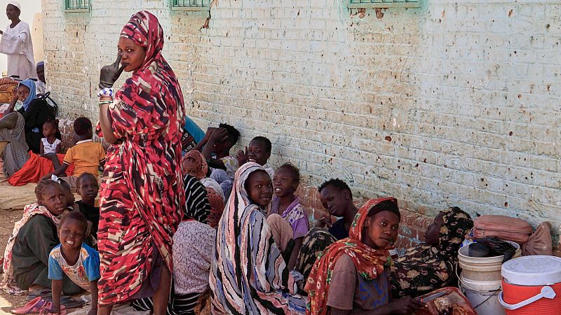 Video thumbnail for MSF: Access to healthcare in Sudan 'almost impossible' as attacks on healthcare facilities increase