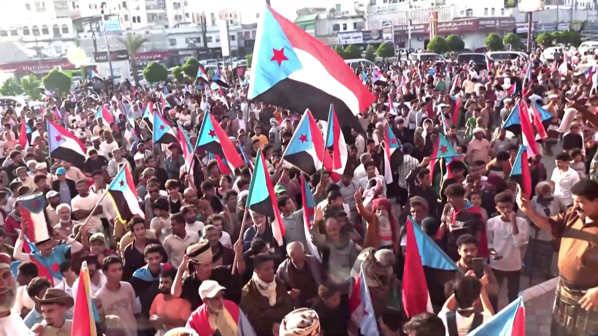 Video thumbnail for Who are the separatists that claim control of south Yemen?