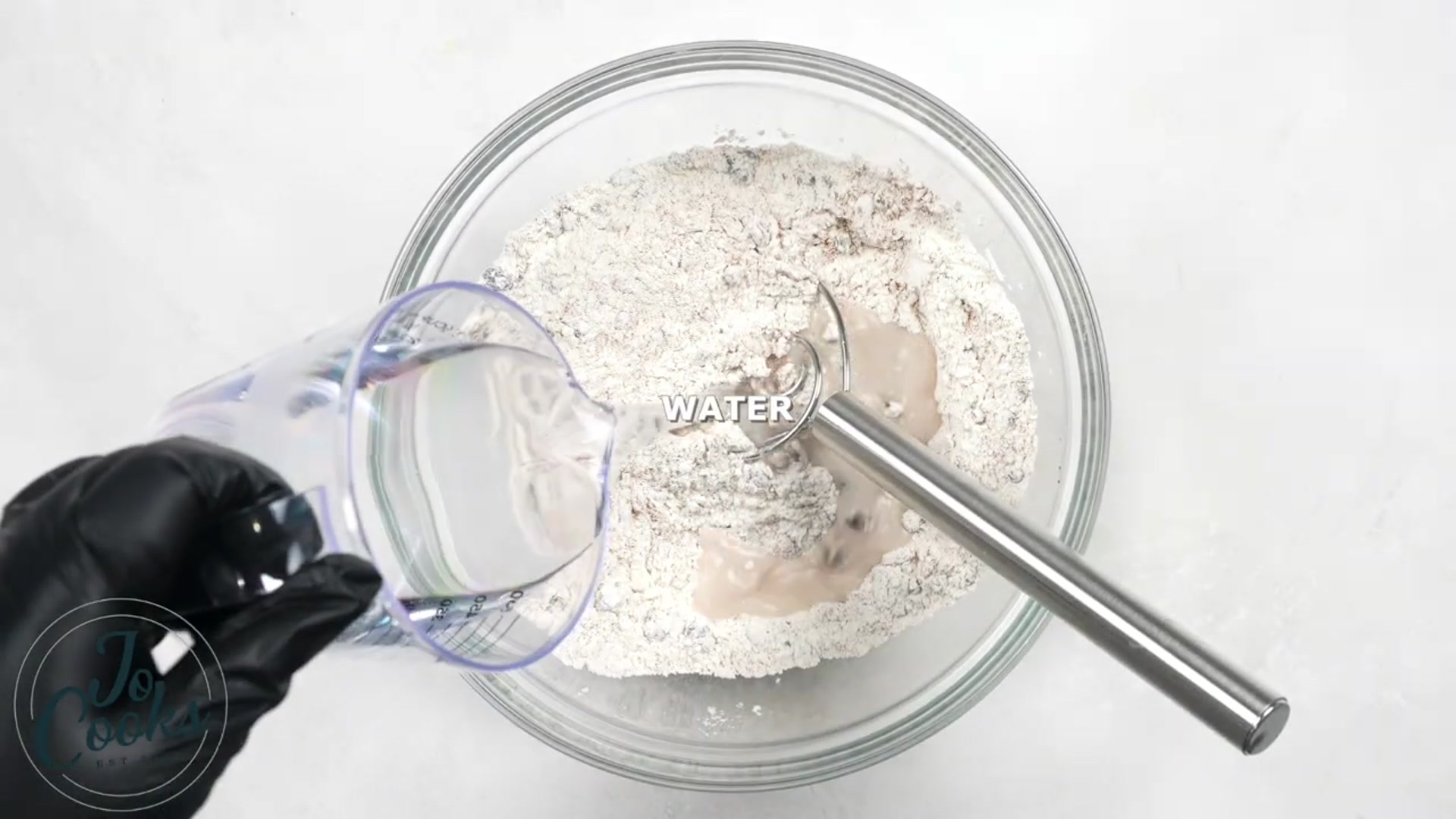 Video thumbnail for No Knead Cinnamon Raisin Bread(720P HD)