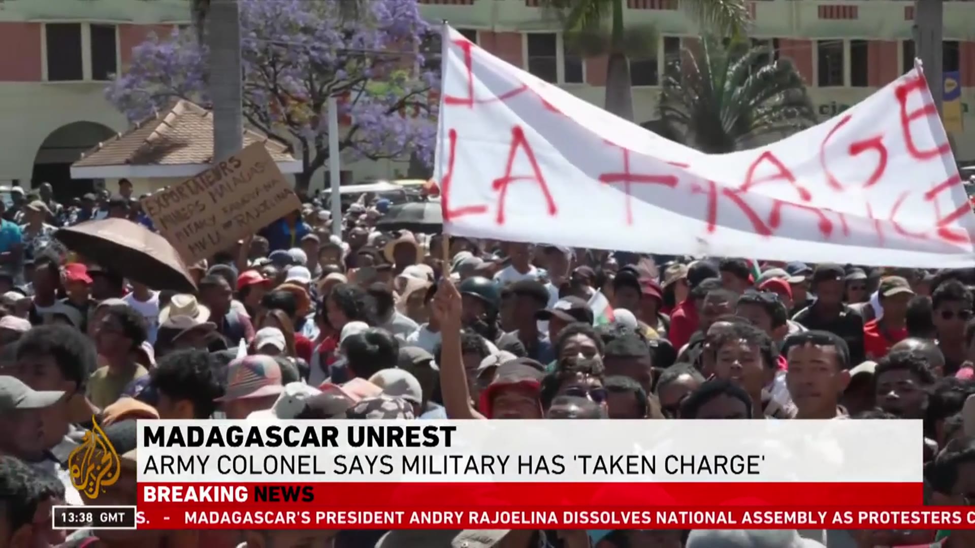 'Video thumbnail for Madagascar army seizes control as parliament impeaches President Rajoelina'