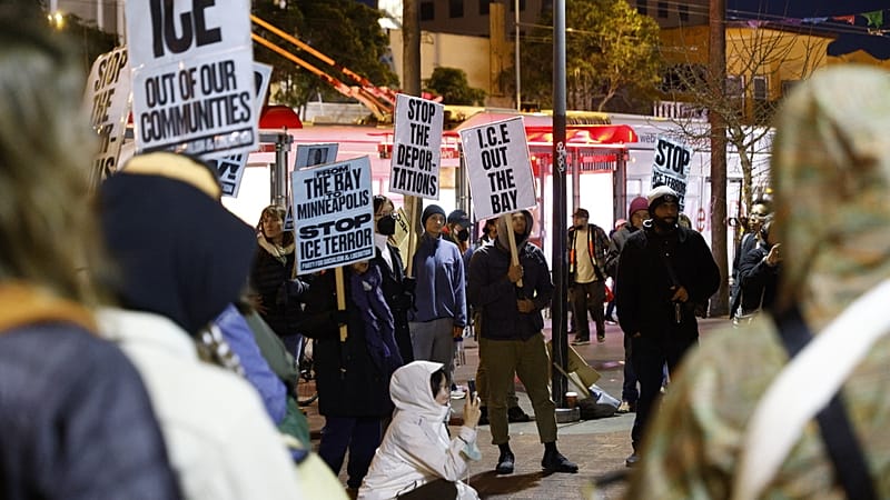 Video thumbnail for Protests erupt in Minneapolis after ICE officer kills woman during immigration crackdown