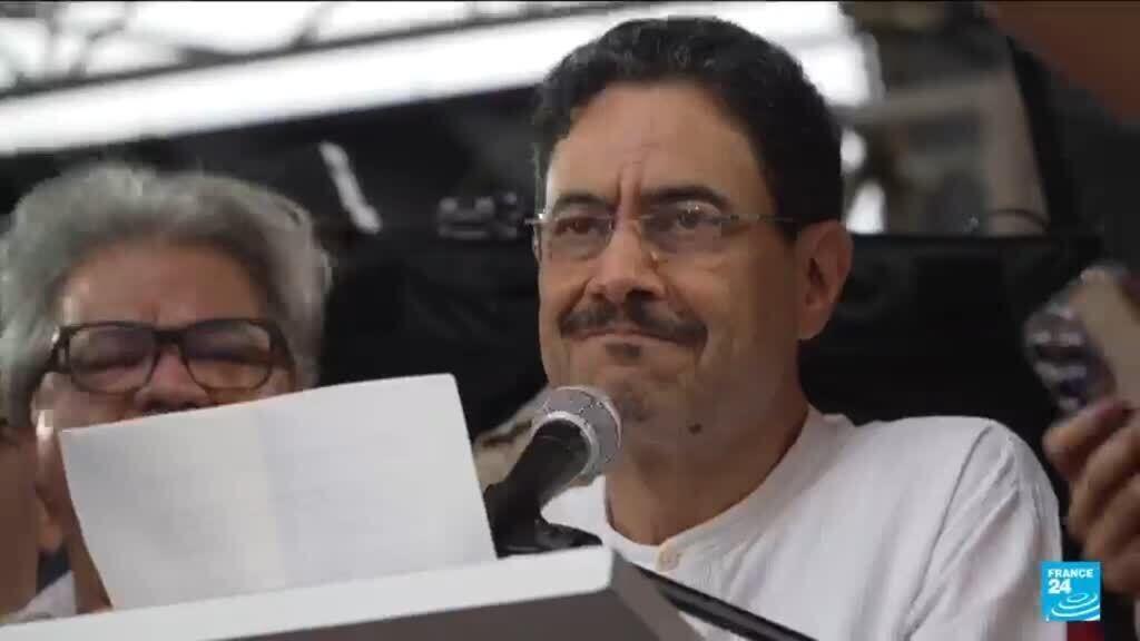 Video thumbnail for Who is Ivan Cepeda, left-wing candidate in Colombia's presidential elections?
