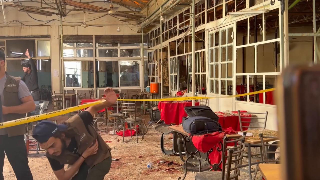 Video thumbnail for Syria: 5 killed, 16 injured in bomb explosion at cafe in Syrian capital.