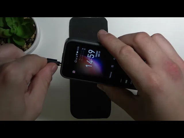 Video thumbnail for How to Connect Headphones to NOKIA 6300 - Plug In Headphones