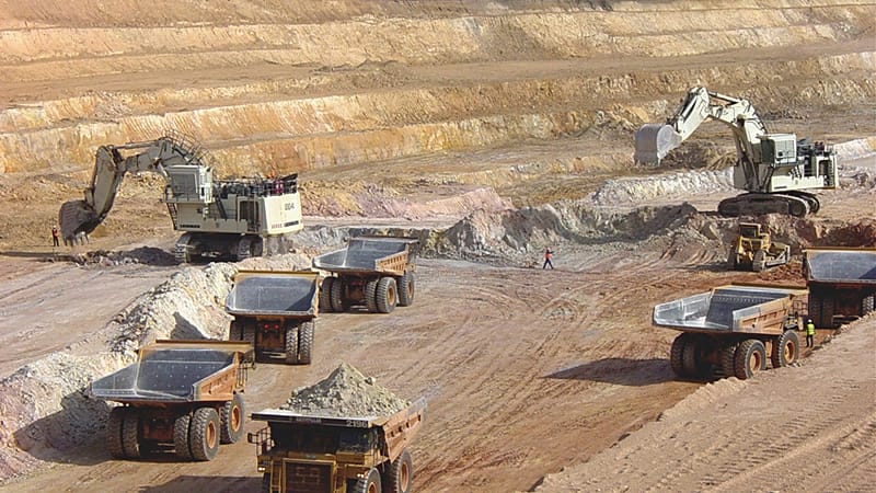 Video thumbnail for Canadian firm Barrick settles gold mining dispute with Mali