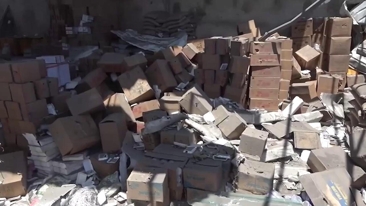 Video thumbnail for Yemen: Airstrikes Hit Market in Taiz, Killing Seven.