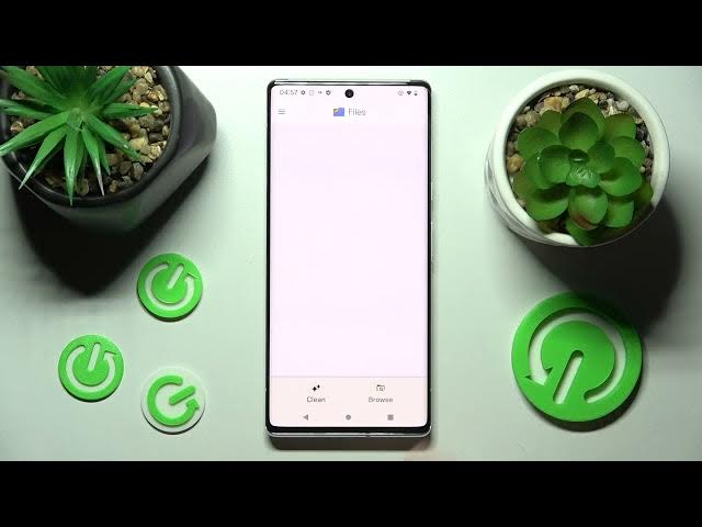 Video thumbnail for How to Clean Storage in Android 13 – Remove Files