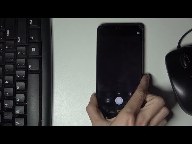 Video thumbnail for How to Turn On Camera Timer on Motorola Moto E20 – Camera Settings