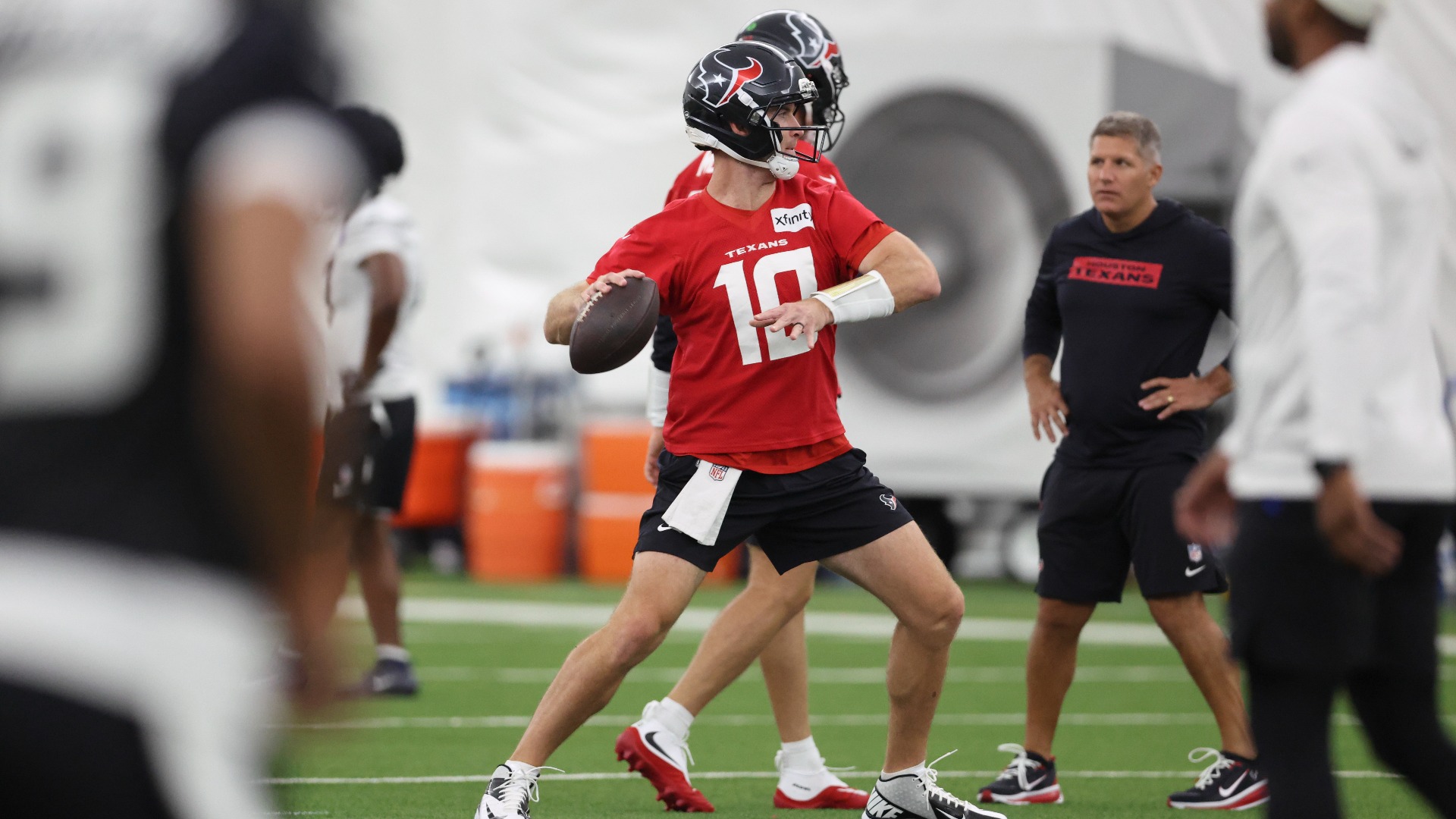 Video thumbnail for Texans vs. Chargers Game Preview: Key Players to Watch