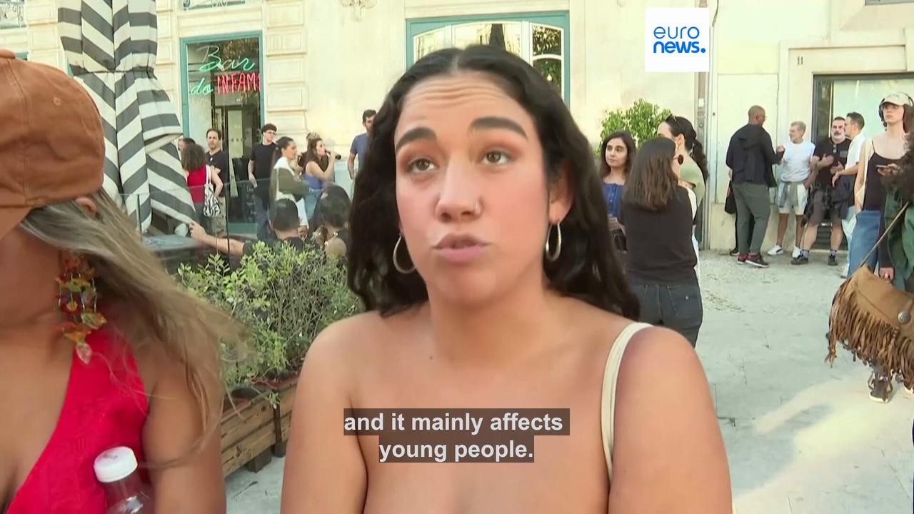 Video thumbnail for Protesters take to the streets in Portugal over rising living costs and housing prices