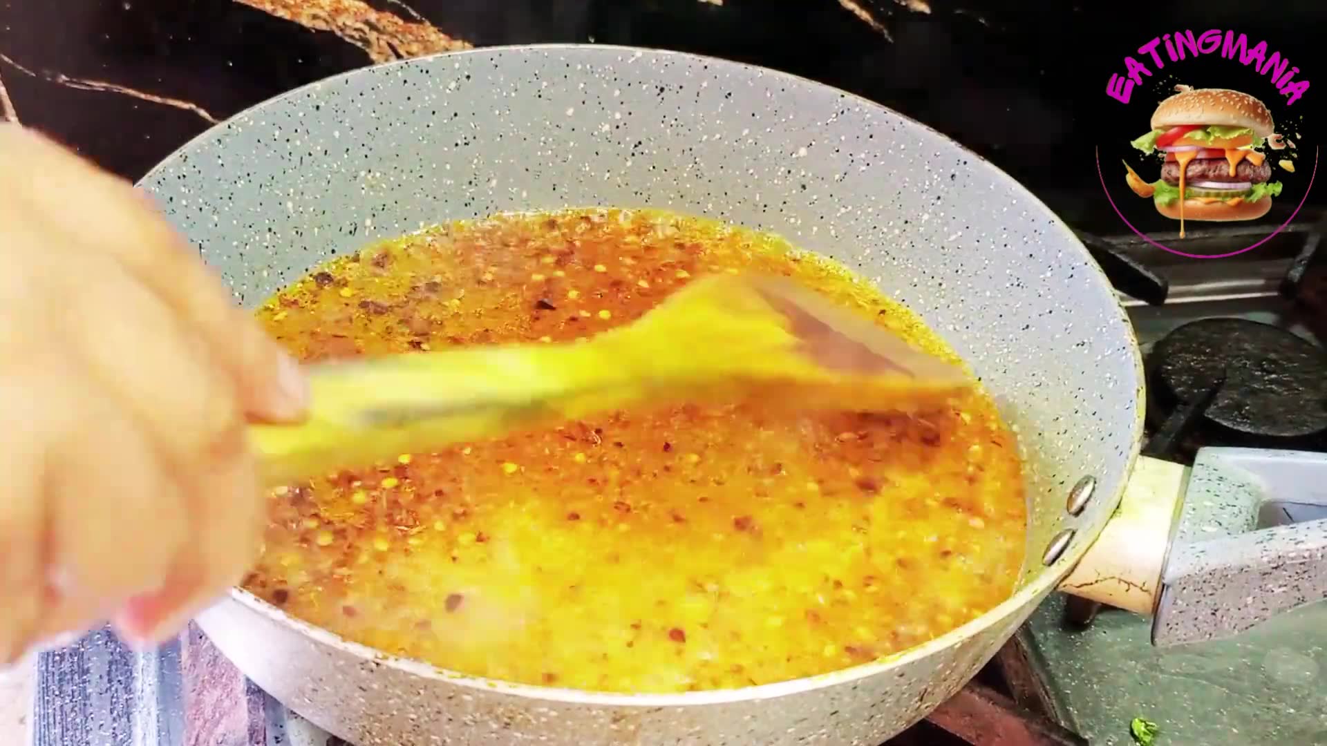 'Video thumbnail for Kalay Chanay Dehkaani Aaloo Salan'