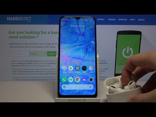 Video thumbnail for How to Pair AirPods with REALME 3i – Get Bluetooth Connected / Set Up