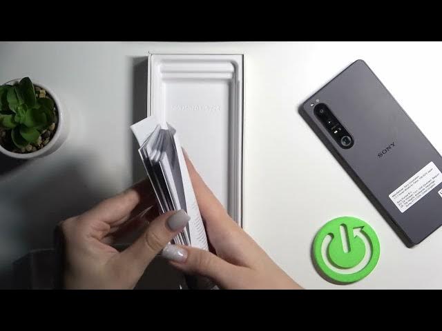 Video thumbnail for Does SONY Xperia 1 IV Comes with USB Cable?