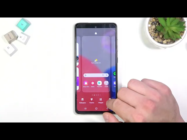 Video thumbnail for How to Enable App Drawer on SAMSUNG Galaxy A52s - Disable App Drawer